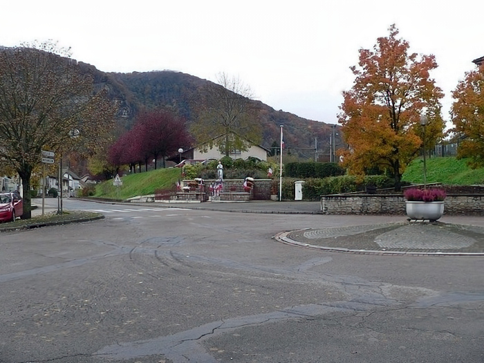 [Monument aux morts de Laissey]